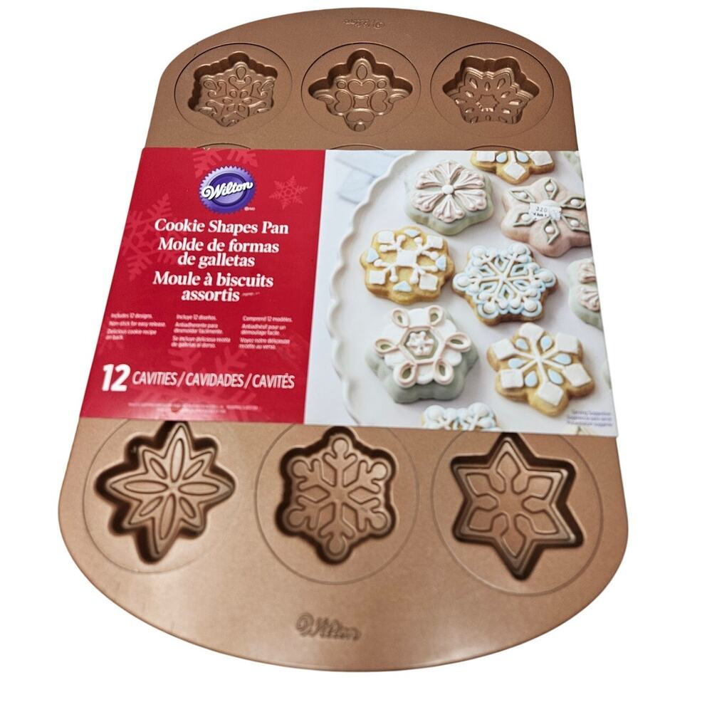 NEW Wilton Cookie Shapes Pan 12 Snowflakes Christmas Baking Holiday winter
